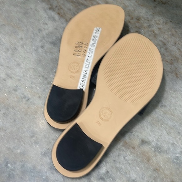 Michael Kors Black Deanna Cutout Slide Sandals - Picture 5 of 6